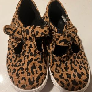 Meds toddler girl size 7 leopard print